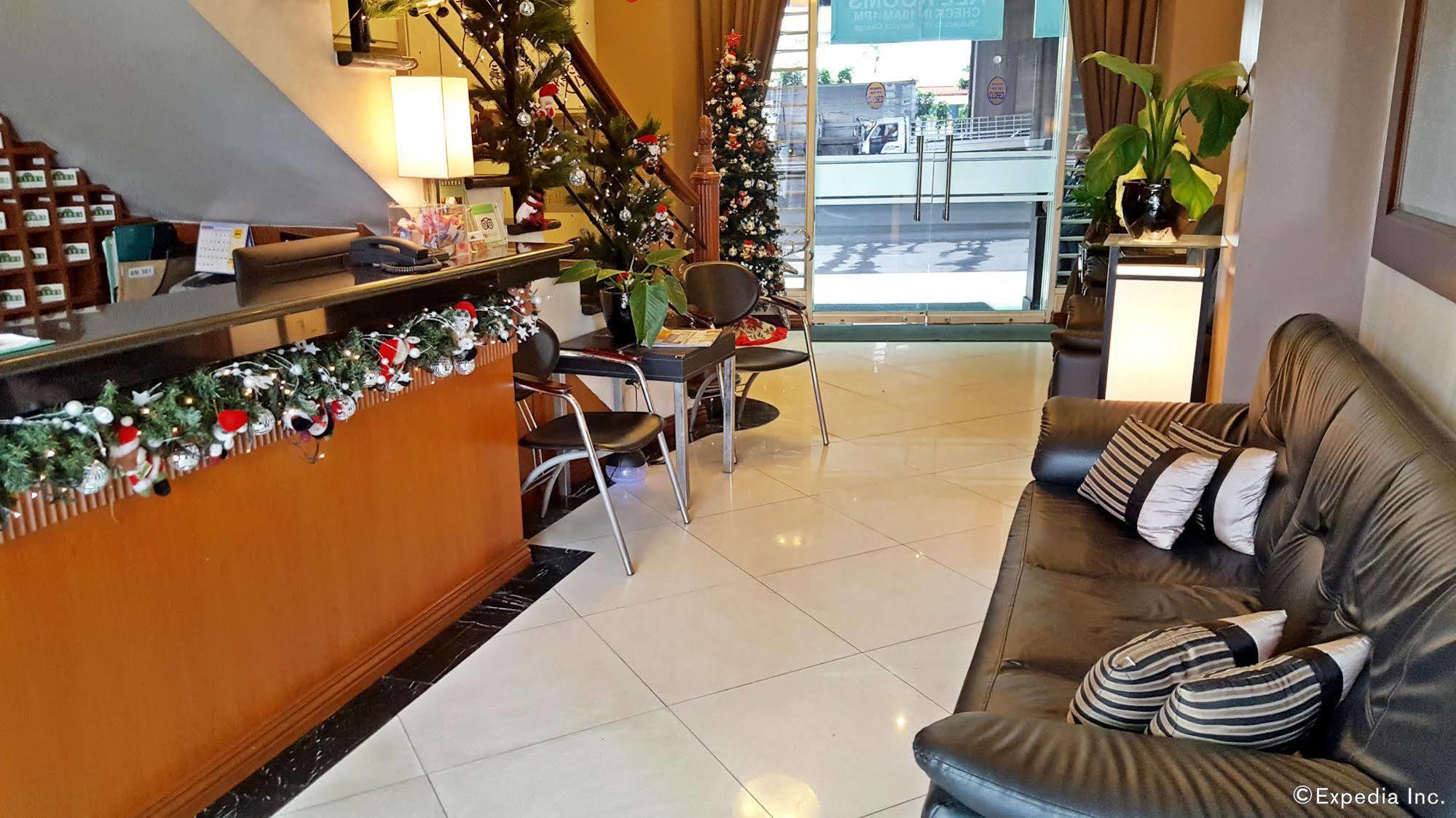 Avitel Hotel Makati City Buitenkant foto